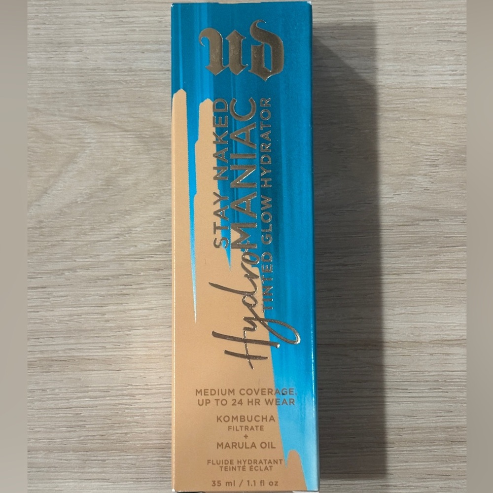 Urban Decay Tinted Glow Hydrator (shade 40)